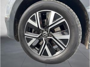 Volkswagen Touran Highline 1.5 TSI DSG LED AHK KAM APP NAV