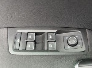 Volkswagen Touran Highline 1.5 TSI DSG LED AHK KAM APP NAV