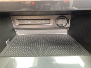 Volkswagen Tiguan R 2.0TSI DSG 4M ACC.2xPDC.VIRTUAL.PANO.LED.DCC.APP-C.SHZ