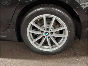 BMW 330 i Limo. xDri., "M Sport", Dri. Ass.,  Park. Ass. +.,  Keyless.,  HiFi.,  uvm.