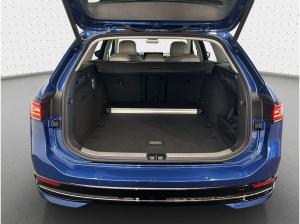 Volkswagen Passat Elegance 2.0TDI 4Motion *AHK*DCC*HUD*Standheiz*IQ-Light*Massage*