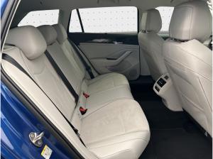 Volkswagen Passat Elegance 2.0TDI 4Motion *AHK*DCC*HUD*Standheiz*IQ-Light*Massage*