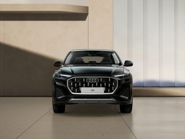 Audi Q8 Q8 Hybrid* Frei konfigurierbar*