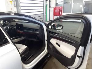 Volkswagen ID.7 Pro - Black-Style Interieur und Exterieur Paket Plus