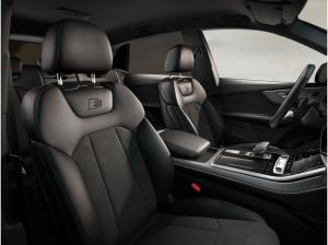 Audi Q8 TFSIe S line business 360 kW quattro