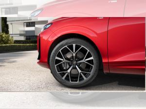 Audi Q3 Sportback S-Line Interieur + Exterieur, Panorama-Schiebedach, AHK, Tech Plus