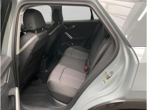 Audi Q2 35TFSI S tronic S line STHG AHK NAVI LED RFK