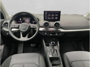 Audi Q2 35TFSI S tronic S line STHG AHK NAVI LED RFK