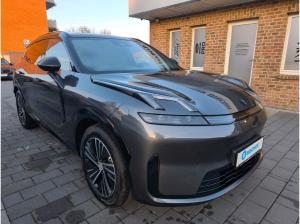 LYNK & Co 08 Core PHEV ALLE FARBEN P