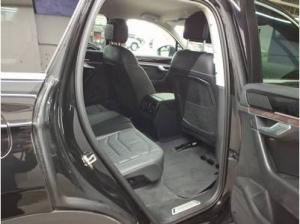 Volkswagen Touareg Elegance 4Motion 3.0 TDI 170kW - HD Matrix AHK IQ Drive GJR SHZ Navi Rear View PDC CarPlay LM