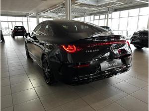 Mercedes-Benz CLA 220 4MATIC+AMG Line Plus+Premium-Plus+ Winter-Paket+Massagefunktion vorn+Head-up+Burmester® 3D-Surro