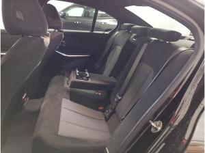 BMW 320 i xDr. "M Sport"  Glasdach, LC. Prof., ACC, Parkass. +, uvm.