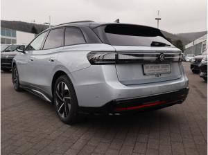 Volkswagen ID.7 Tourer Pro (286 PS) 77 kWh *AHK*NAVI*WÄRMEPUMPE*GANZJAHRESREIFEN*