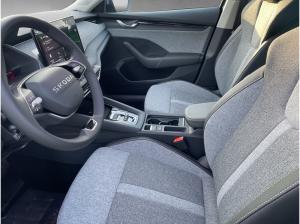 Skoda Octavia Combi 2.0 TDI *PRIVAT*SOFORT* l DSG l AHK l PANO l NAVI l MATRIX l 360°