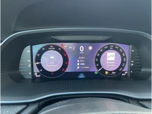 Skoda Octavia Combi 2.0 TDI *PRIVAT*SOFORT* l DSG l AHK l PANO l NAVI l MATRIX l 360°