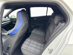 Volkswagen Golf VIII GTE 1.4 TSI eHybrid nAVI LED SHZ