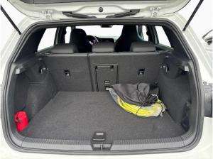 Volkswagen Golf VIII GTE 1.4 TSI eHybrid nAVI LED SHZ