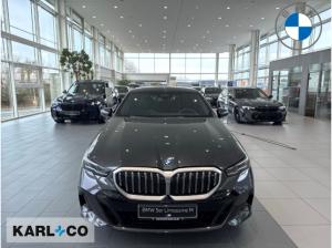 BMW 530 e M SPORT 20" INNOVATIONSPAKET DRIVING ASSIST PLUS HARMAN/KARDON