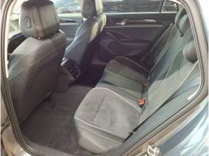 Volkswagen Passat Variant Business 1.5 TSI eHybrid DSG - ACC AHK Rear View Navi LED Massage SHZ PDC CarPlay LED