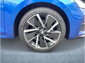 Skoda Octavia Combi Sportline 1.5 TSI DSG AHK/NAVI