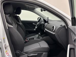 Audi Q2 Advanced 35 TFSI S tronic Matrix ACC AHK