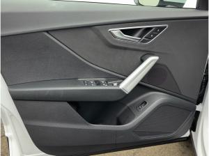 Audi Q2 35 TFSI advanced S tronic Matrix ACC AHK