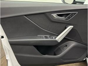 Audi Q2 Advanced 35 TFSI S tronic Matrix ACC AHK