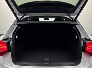 Audi Q2 Advanced 35 TFSI S tronic Matrix ACC AHK