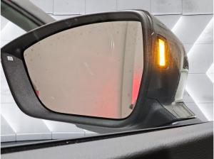 Seat Ateca 1.5 TSI DSG Road Edition Allwetterreifen ACC PDC V+H NAVI LE