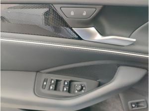 Volkswagen Passat Variant Business 1.5 eHybrid AHK/HuD/Navi