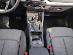 Audi Q2 Advanced 35 TFSI Matrix ACC Kamera Navi Optik