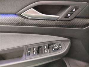 Volkswagen Golf VIII 2.0 TSI DSG 4M. R Akrapovic Black Style Harman Kardon Navi IQ.Light DAB+ FrontAssist