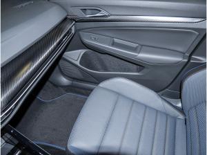 Volkswagen Golf VIII