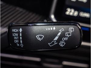 Volkswagen Golf VIII