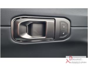 Kia EV4 Hatchback 81 KW FWD Earth mit Upgrade-, Technologie-, DriveWise-, Connect- und Sound-Paket