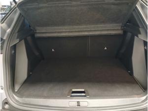 Peugeot 2008 1.2 GT Parkpilot,Sitzheizung,Navi,Tempomat