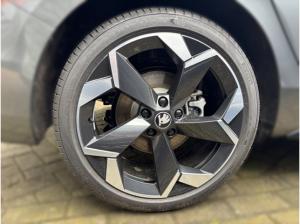 Skoda Superb Combi 2.0 TDI DSG 4x4 Sportline *CANTON*P