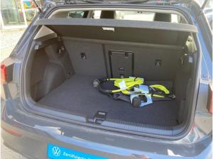 Volkswagen Golf VIII LIFE 1.5eTSI DSG HYBRID ACC.5J-G.AREA-VIEW.NAVI+VC.HUD.LED.APP-C