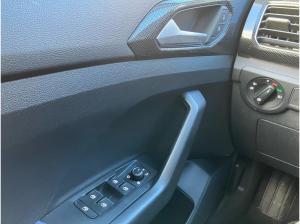 Volkswagen T-Cross STYLE 1.0TSI DSG ACC.5J-G.AHK.KAMERA.NAVI+VC.LED.APP-C.SHZ