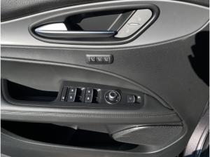 Alfa Romeo Stelvio Veloce Q4 ACC+PDC+KAMERA+SHZ+CARPLAY+NAVI