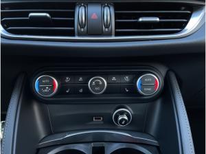 Alfa Romeo Stelvio Veloce Q4 ACC+PDC+KAMERA+SHZ+CARPLAY+NAVI