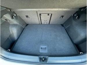 Volkswagen Golf VIII Lim. GOAL 1.5 TSI 85kW - LED Plus AHK Side Assist SHZ Navi CarPlay Digital Cockpit LM