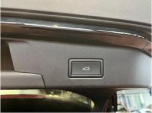 Volkswagen ID.4 Pro 210 kW - Matrix-LED Navi Area View HUD AHK Wärmepumpe Massage SHZ CCS