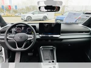 Volkswagen T-Roc *Style* 1,5l eTSI+AHK+Black-Style+IQ.Light