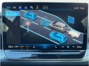 Volkswagen Golf VIII GOAL 1.5 TSI LED+ AHZV APP PDC TRAVEL