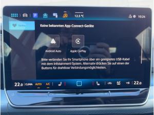 Volkswagen Golf VIII GOAL 1.5 TSI LED+ AHZV APP PDC TRAVEL