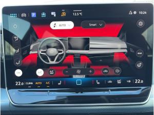 Volkswagen Golf VIII GOAL 1.5 TSI LED+ AHZV APP PDC TRAVEL
