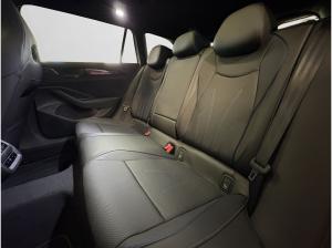 Volkswagen Passat Variant R-Line 2.0 TDI 4MOT DSG SIGNATURE