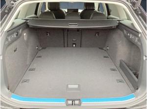 Skoda Superb Combi Selection 1.5l TSI DSG NAVI/AHK/ACC