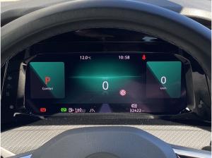 Volkswagen Golf VIII 1.5 eTSI DSG R-Line "Black Style" NAVI APP